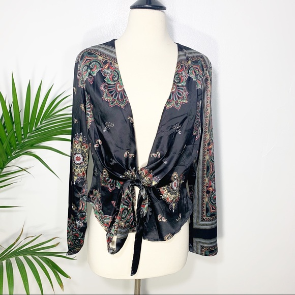 Banjul Tops - Banjul low v neck blouse